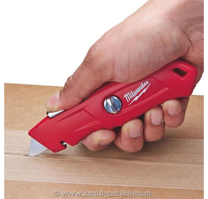 Self retracting safety knife MILWAUKEE