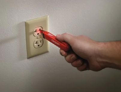Voltage detector MILWAUKEE