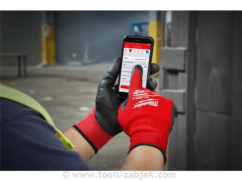 Cut C Gloves MILWAUKEE