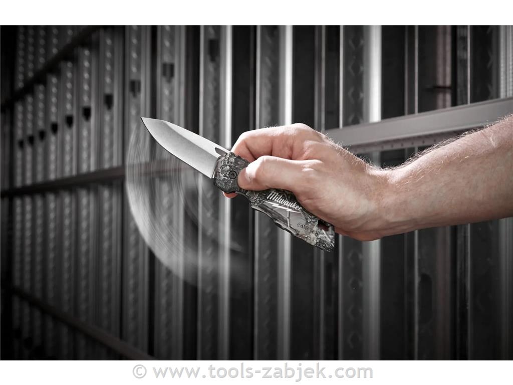 Fastback Camo Folding Kife MILWAUKEE