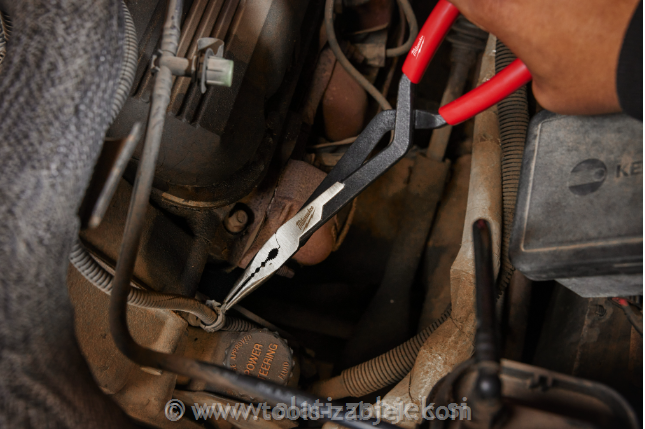 Long Reach Pliers - Straight MILWAUKEE