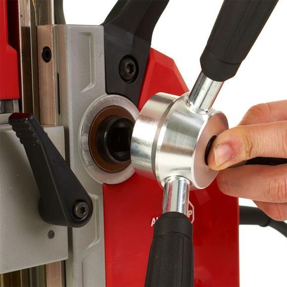 Magnetic drill with electric magnet MDE41 MILWAUKEE