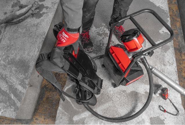 Cordless vibrating needle MX Fuel MXF CVBP-602 MILWAUKEE