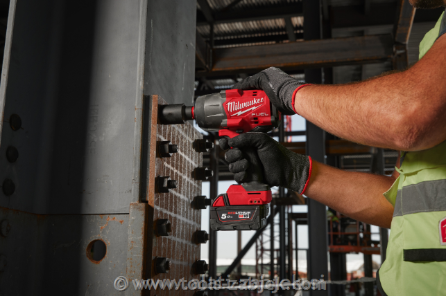 1/2" impact driver M18 FHIW2F12-502X MILWAUKEE