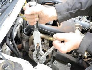 Universal gear holder HUBITOOLS