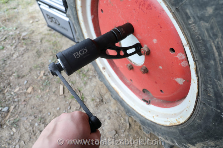 Torque multiplier - Russian wrench 1", 3200 Nm, 1:56 BGS TECHNIC