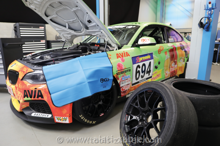 Universal magnetic protection for vehicles BGS TECHNIC