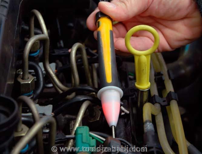 Voltmeter for vehicles HUBITOOLS