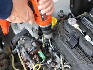 Universal injector seat cleaning set HUBITOOLS