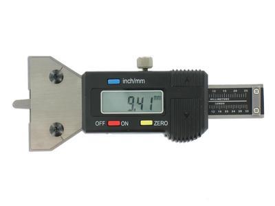 Digitalni tread depth gauge HUBITOOLS