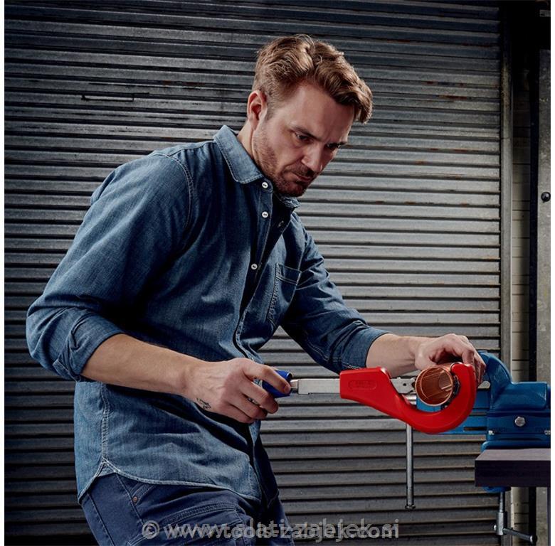 Pipe cutter TubiX® XL 90 31 03 BK KNIPEX