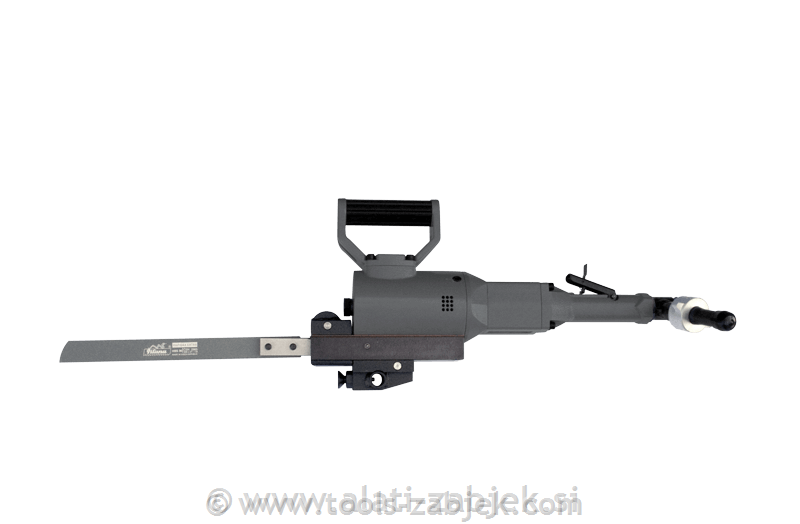 Air pipe saw RAMI YOKOTA