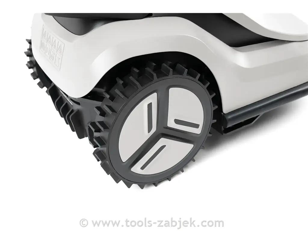 Robotska kosilnica V600 TerraMow