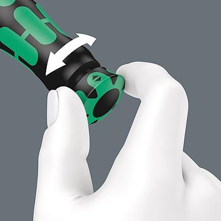 Torque wrench with reversible ratchet WERA